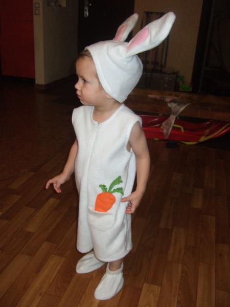 Как своими руками сделать костюм зайца