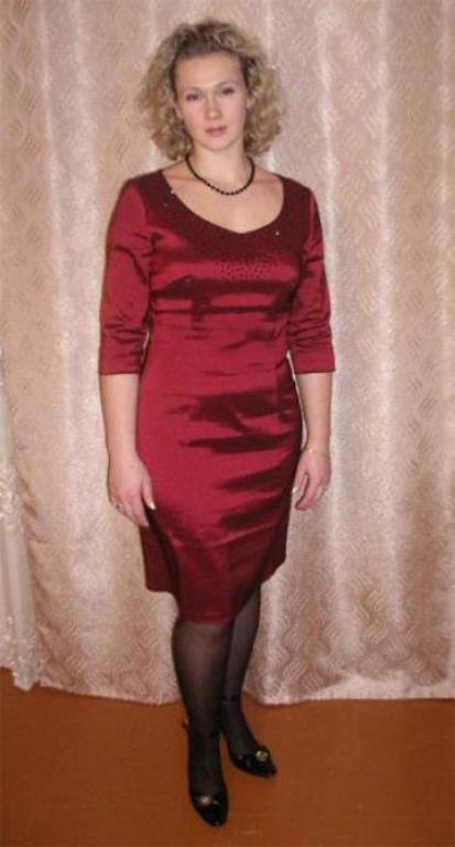 бордовое платье (для "строгого" вечера)