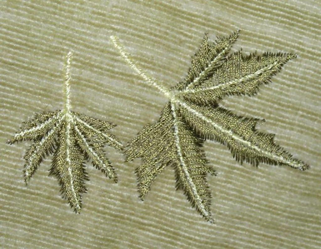 Первые опыты в вышивке. 