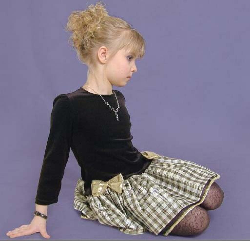 нарядный костюмчик