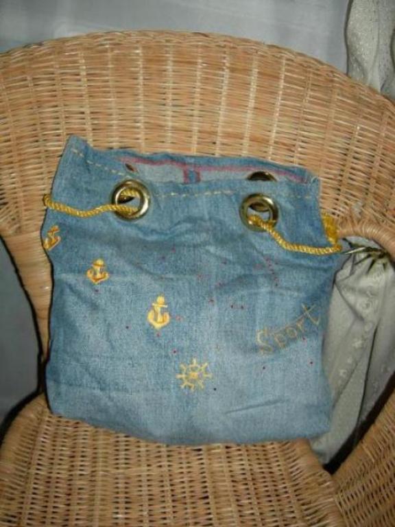 сумка джинсовая (сшита для занятий спортом)