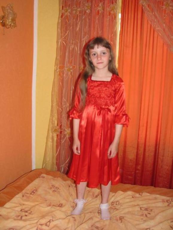 нарядное платье 
