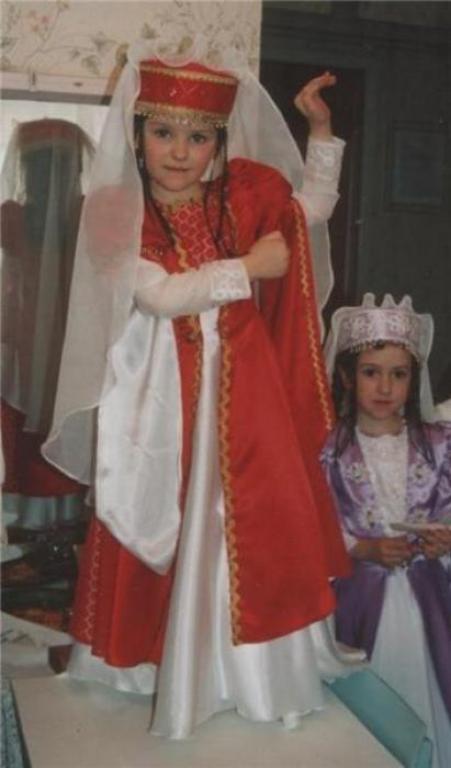 грузинский народный костюм