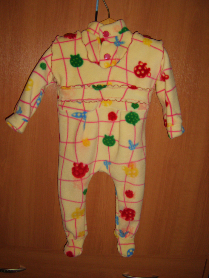 желтый костюм.jpg