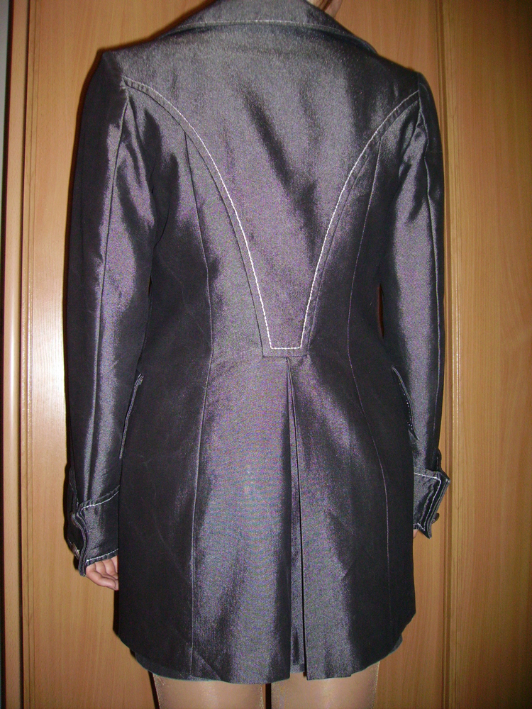 камзол (вид сзади).jpg