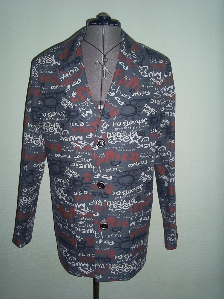 пиджак с колоритным рисунком,тоже мужской