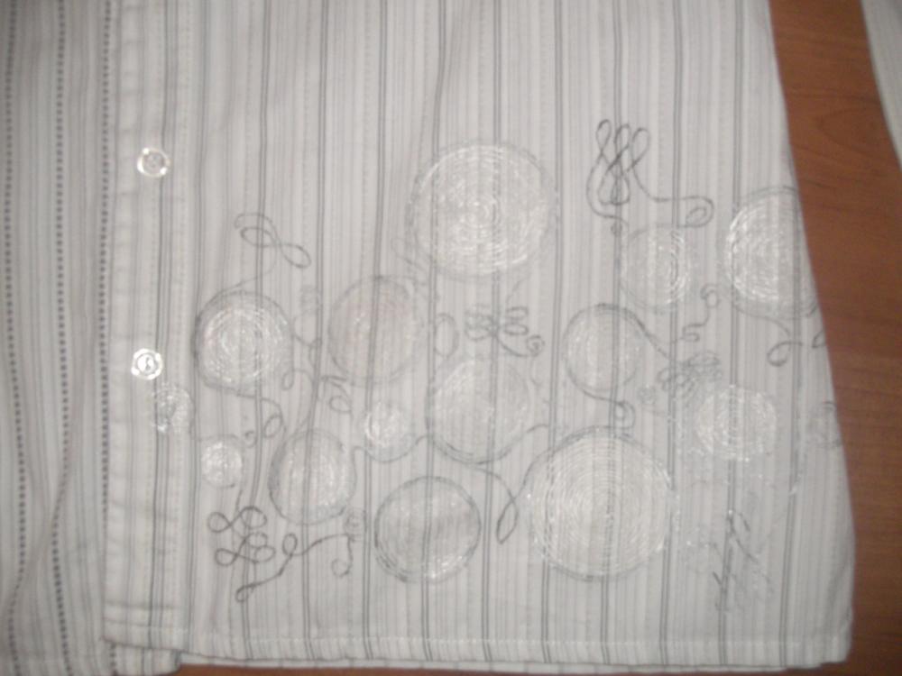 Рисунок на блузе