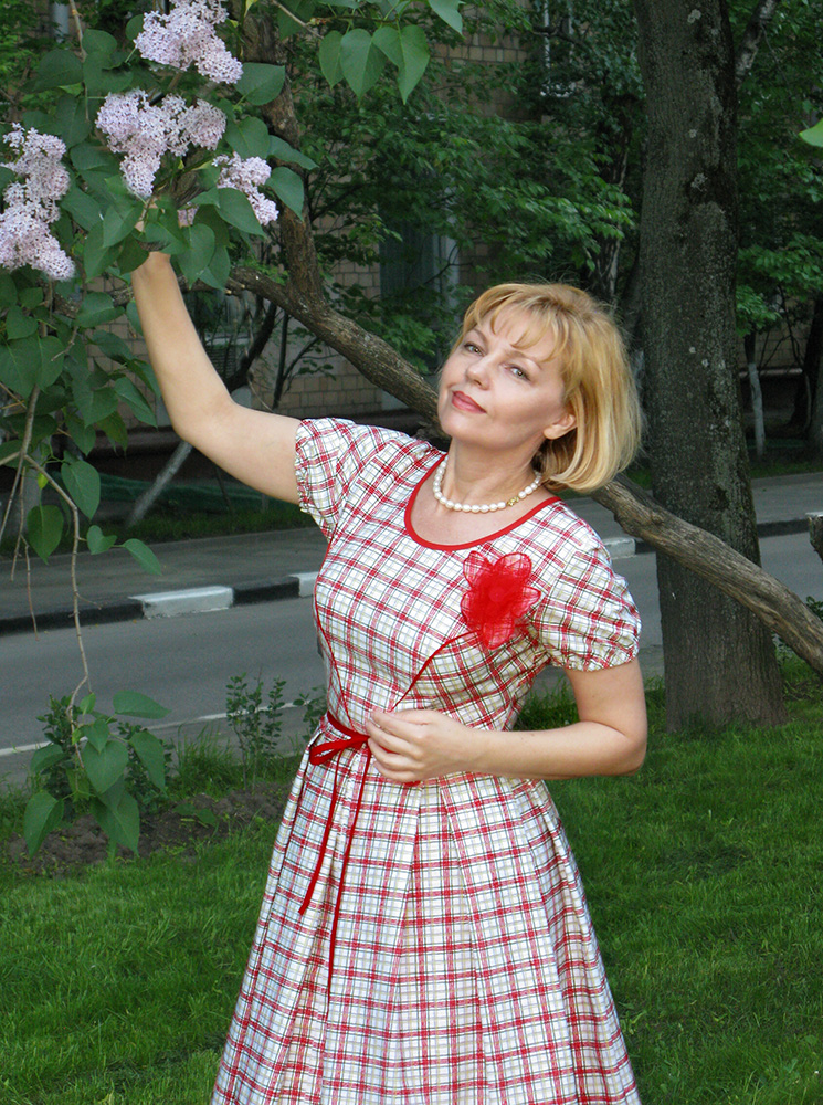 платье "Красная шапочка" (детали и подробности)