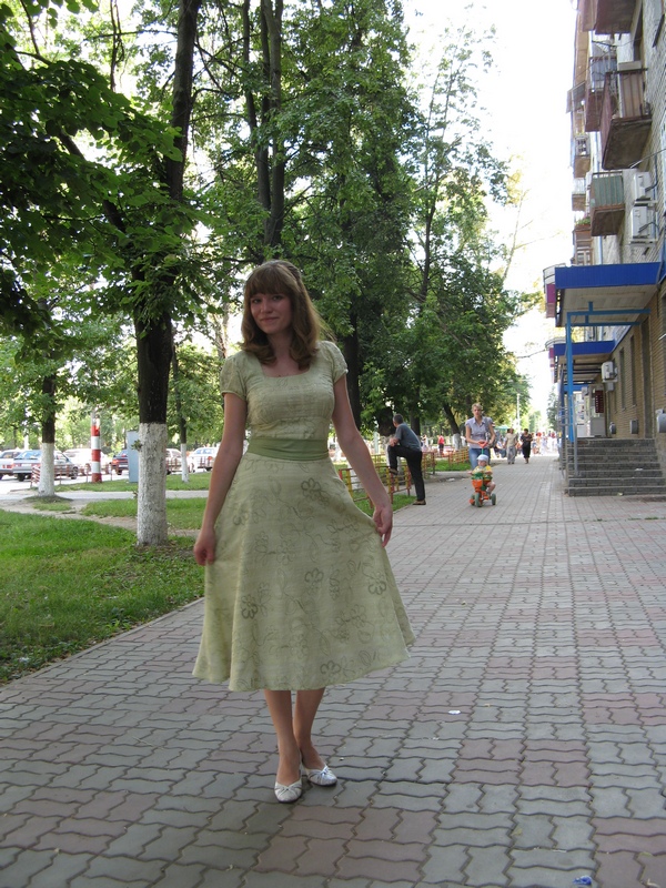 первое платье