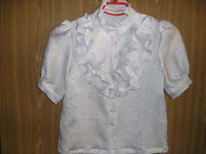 Блузочка на 1 сентября для племянницы.