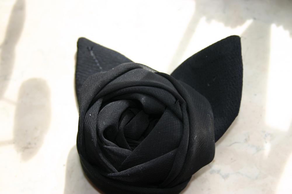 Цветок для концертной блузки