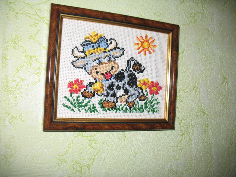 Веселая коровка