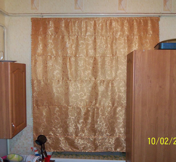 штора полностью закрыта