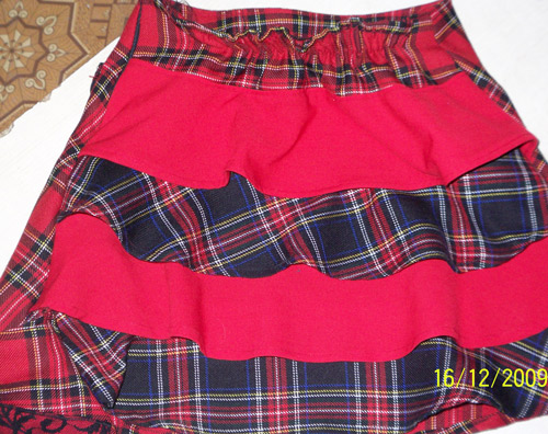 веселая юбка сзади