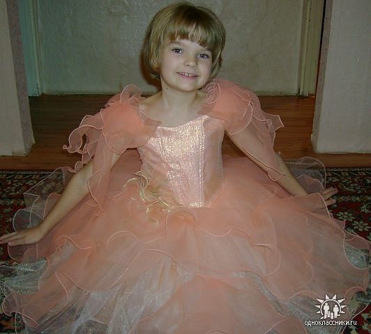 нарядное платье для маленькой принцессы