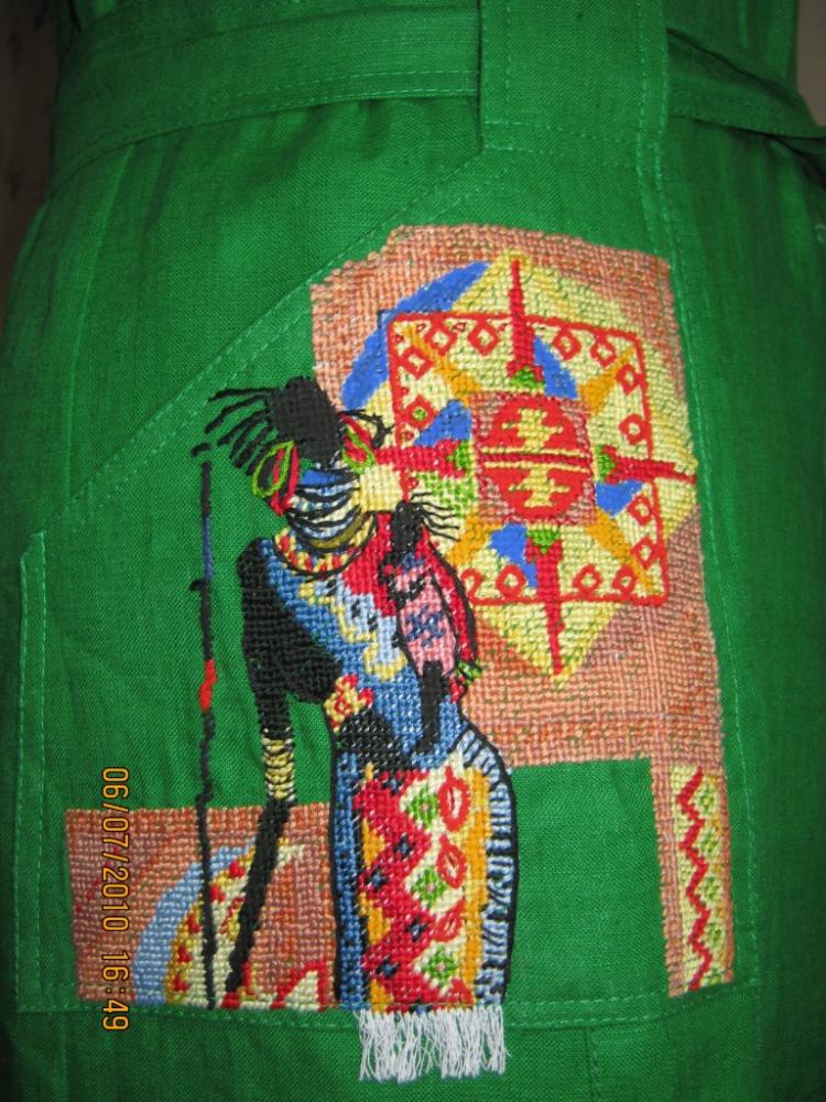 Вышивка на кармане