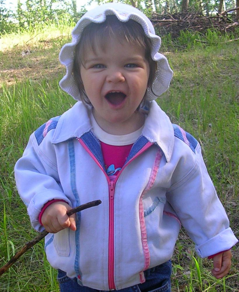 Джинсовка на малышку (вид с переди)