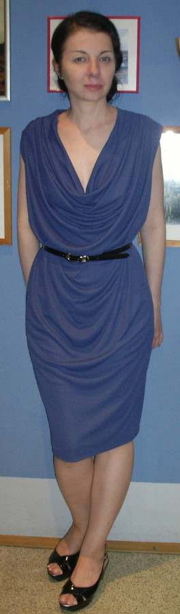 Платье цвета фиалки