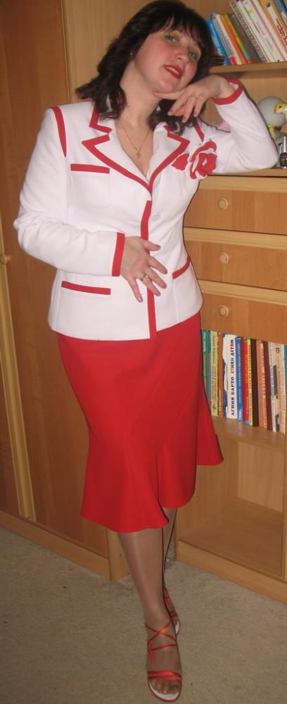 Один из моих люимых костюмов с отделкой.