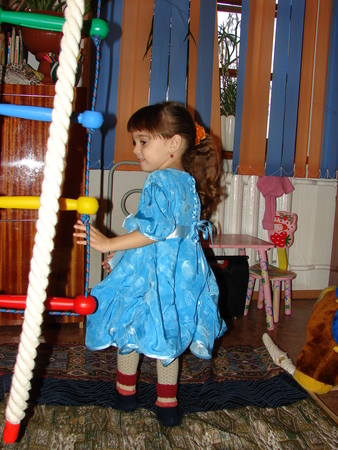 Платье злопок спина