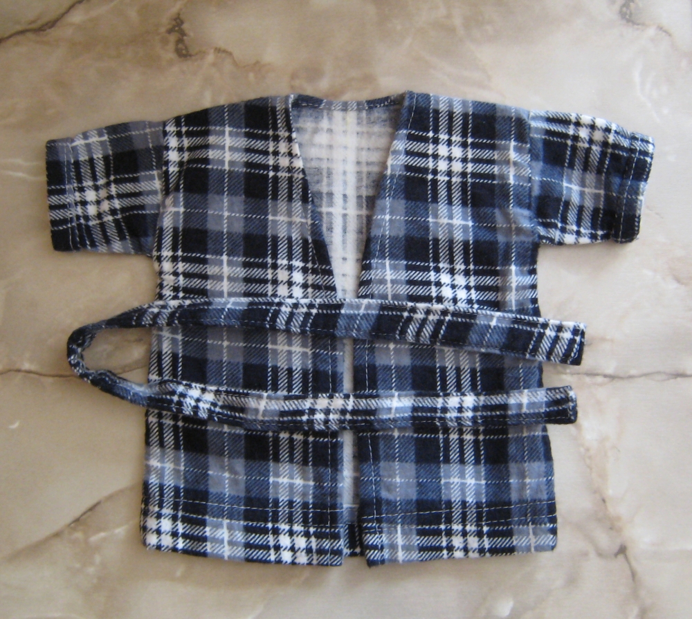 Халат для куклы