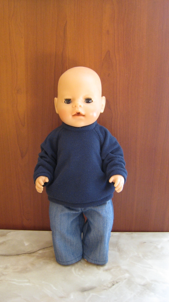 Толстовка и джинсы для куклы