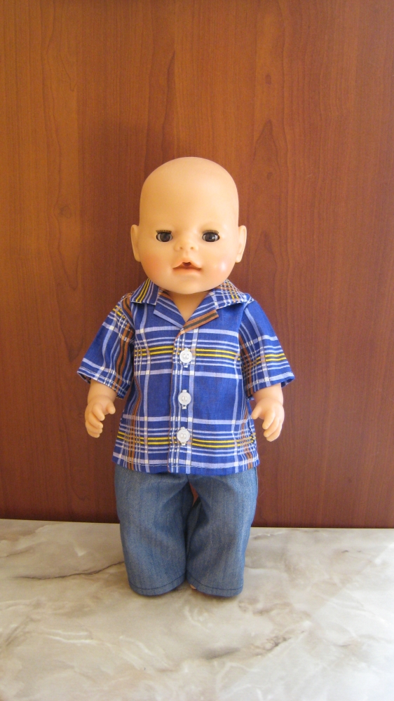 Рубашка и джинсы для куклы