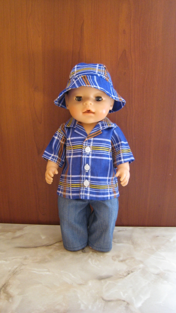 Рубашка и джинсы с панамой для куклы