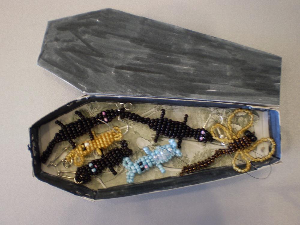 Понесло на бисер!