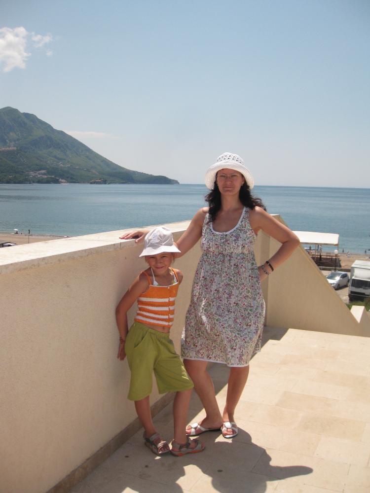 батистовый сарафан из Бурды с отделкой х/б тесьмой