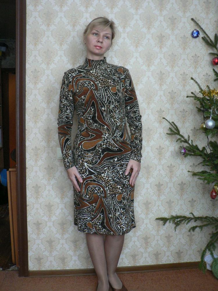 Платье повседневное