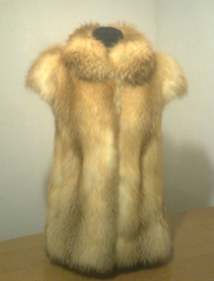жилет из ирландской лисы,12 лет.PNG