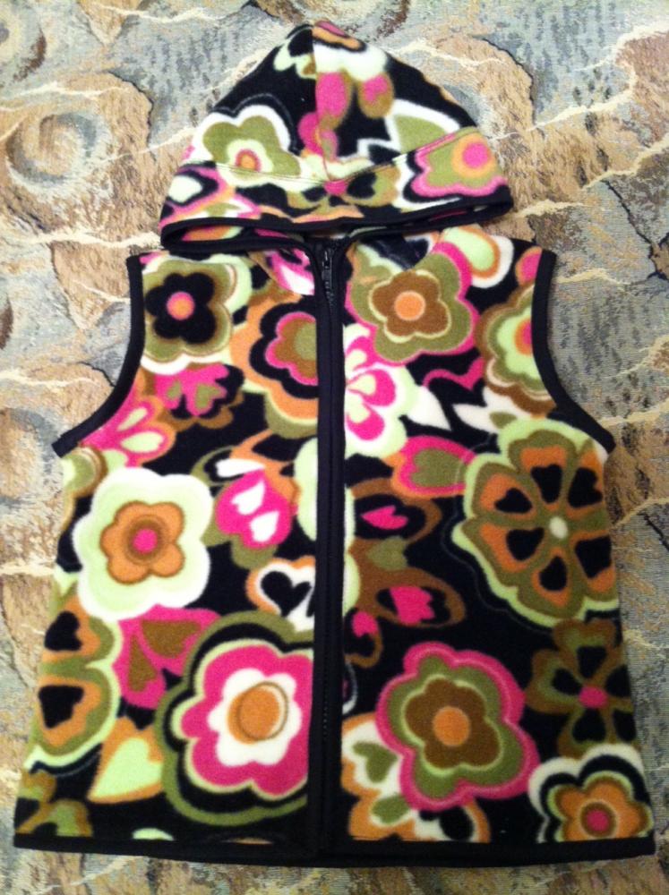 Жилет для девочки