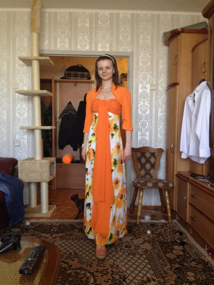 Нарядное платье