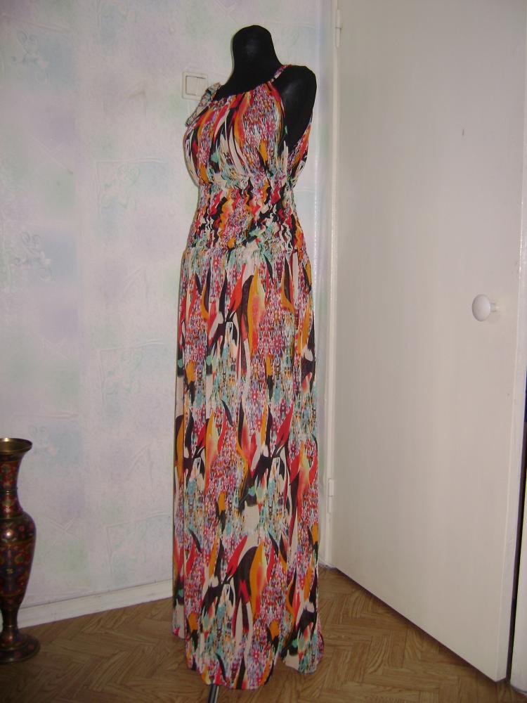 Платье с буфами