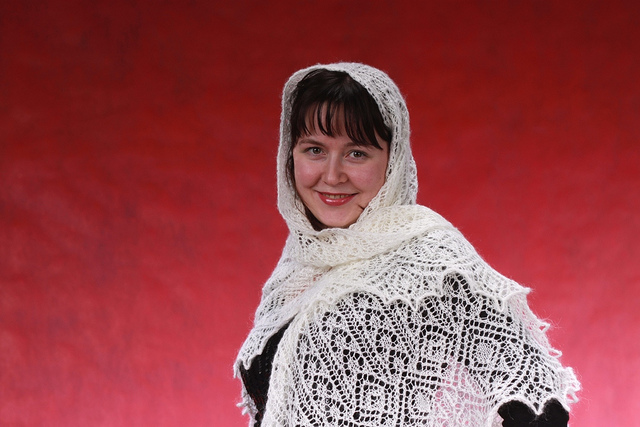 Shawl Filigrano in white