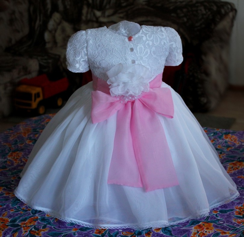 Платье для маленькой девочки))))