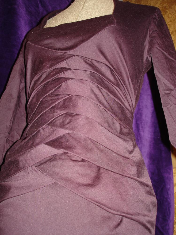 фиолетовок платье