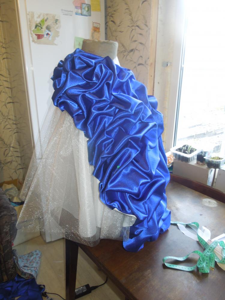 Платье девочке Леночке на выпускной в садик