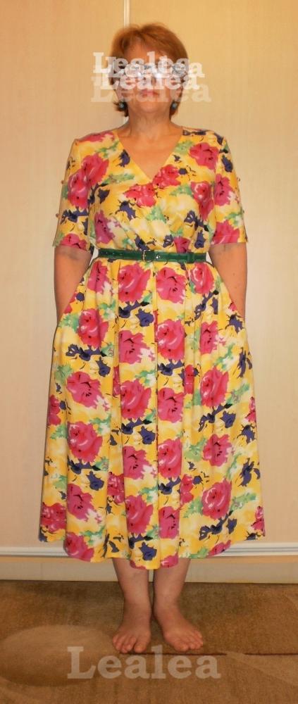 Платье летнее , пахнущее розами.