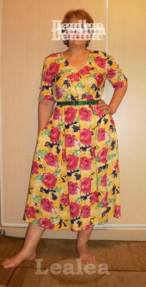 Платье летнее , пахнущее розами.