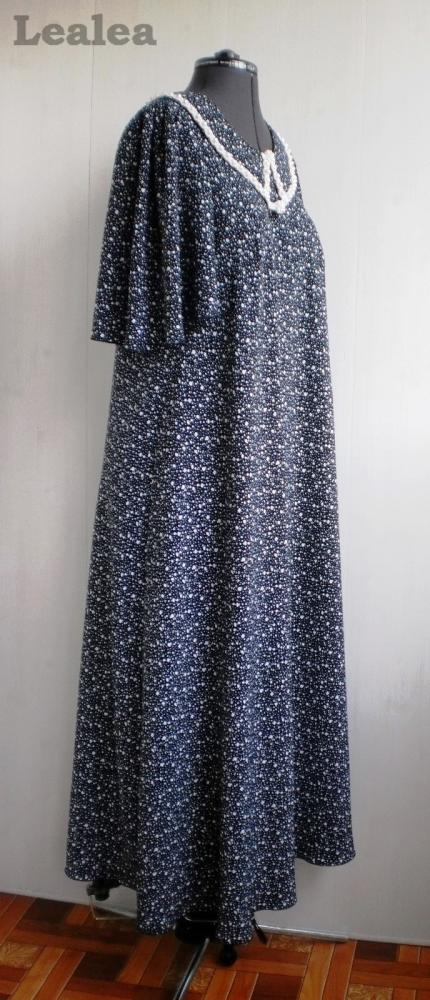 Расклешенное платье из поплина.