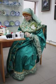 Хозяйка Медной горы, Малахитница