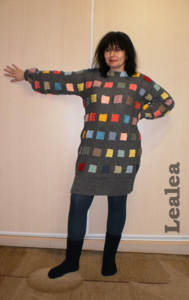 Домашний свитер в квадратик :-)