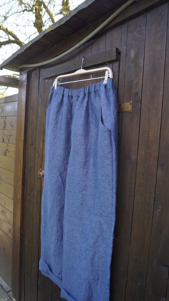 sapfir blaue hose.jpg