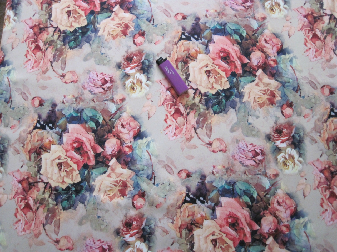 сатин кремовый в цветочек.jpg
