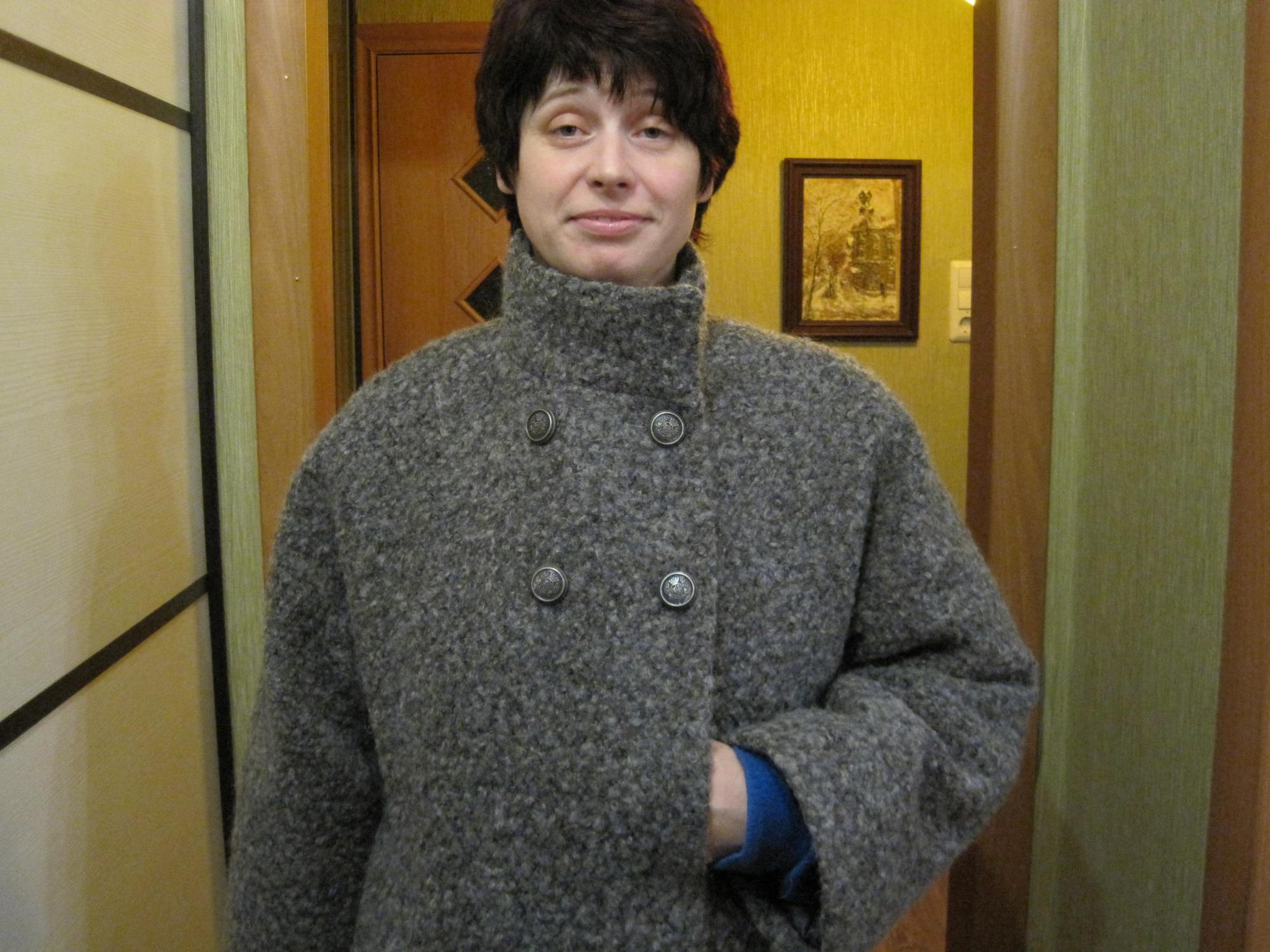 пальто из шерстяного букле