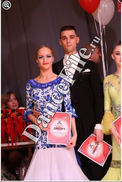 Стандарт в стиле Гжель