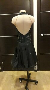 zs_Rest_Black_Back.jpg