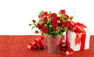 Roses_buds_gift_box_bucket_valentine_4000x2433.jpg